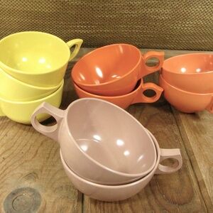 Vintage Melamine Coffee/Tea Cups Mixed Colors and Makers Lot of 9